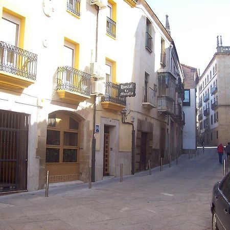 Hostal Muralla Plasencia Eksteriør bilde