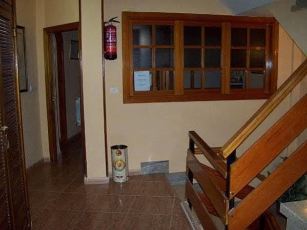 Hostal Muralla Plasencia Eksteriør bilde