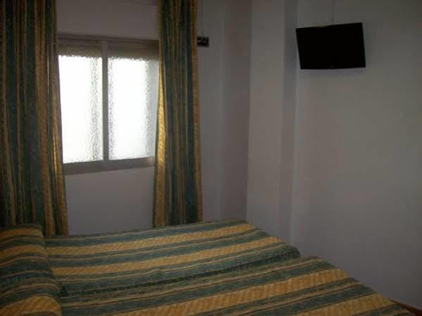 Hostal Muralla Plasencia Eksteriør bilde